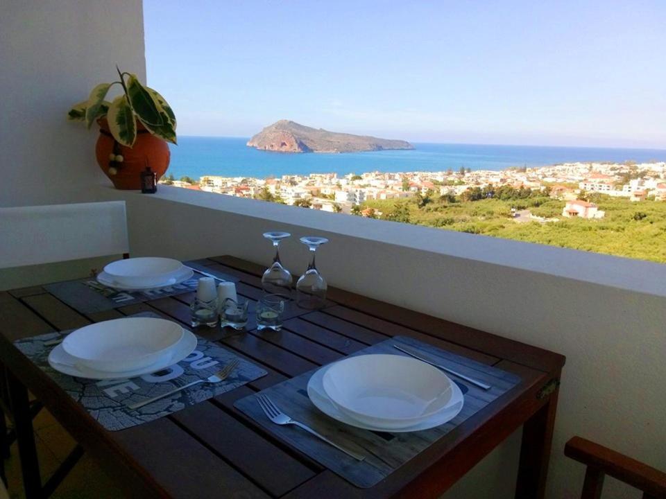 Thea Apartment Agia Marina Extérieur photo
