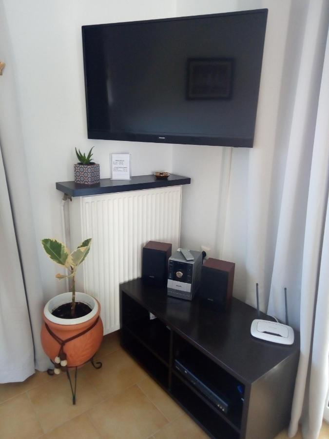 Thea Apartment Agia Marina Extérieur photo