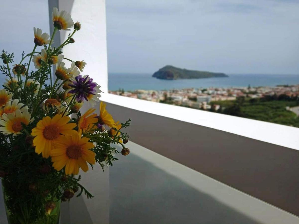 Thea Apartment Agia Marina Extérieur photo