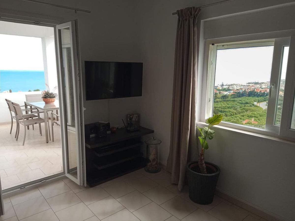 Thea Apartment Agia Marina Extérieur photo