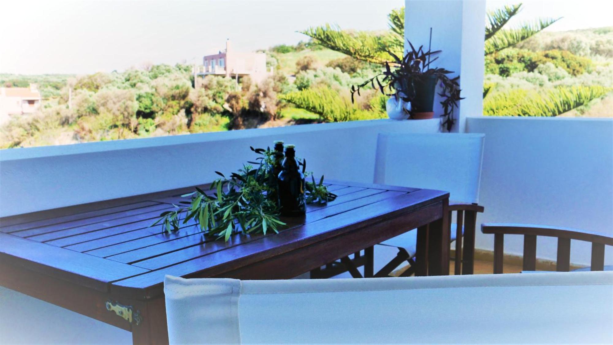Thea Apartment Agia Marina Extérieur photo