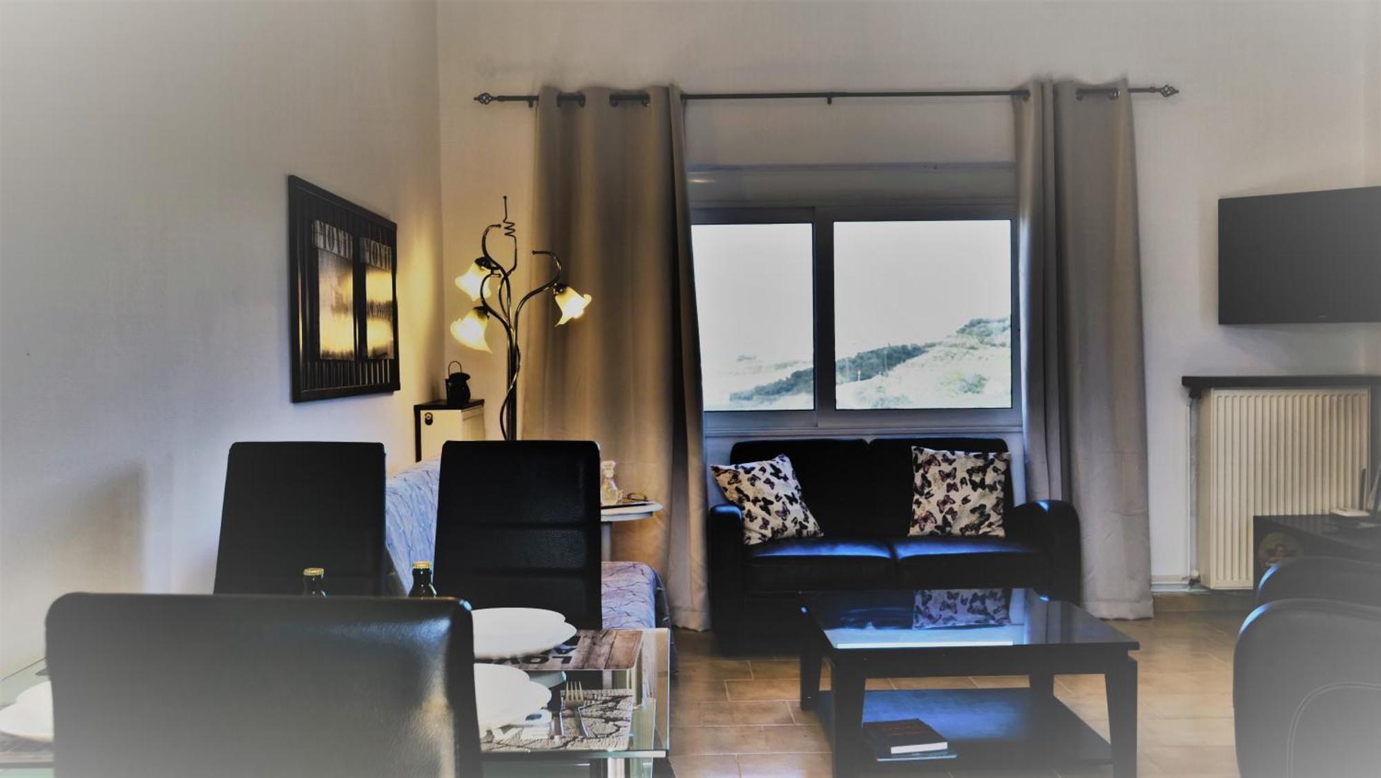 Thea Apartment Agia Marina Extérieur photo