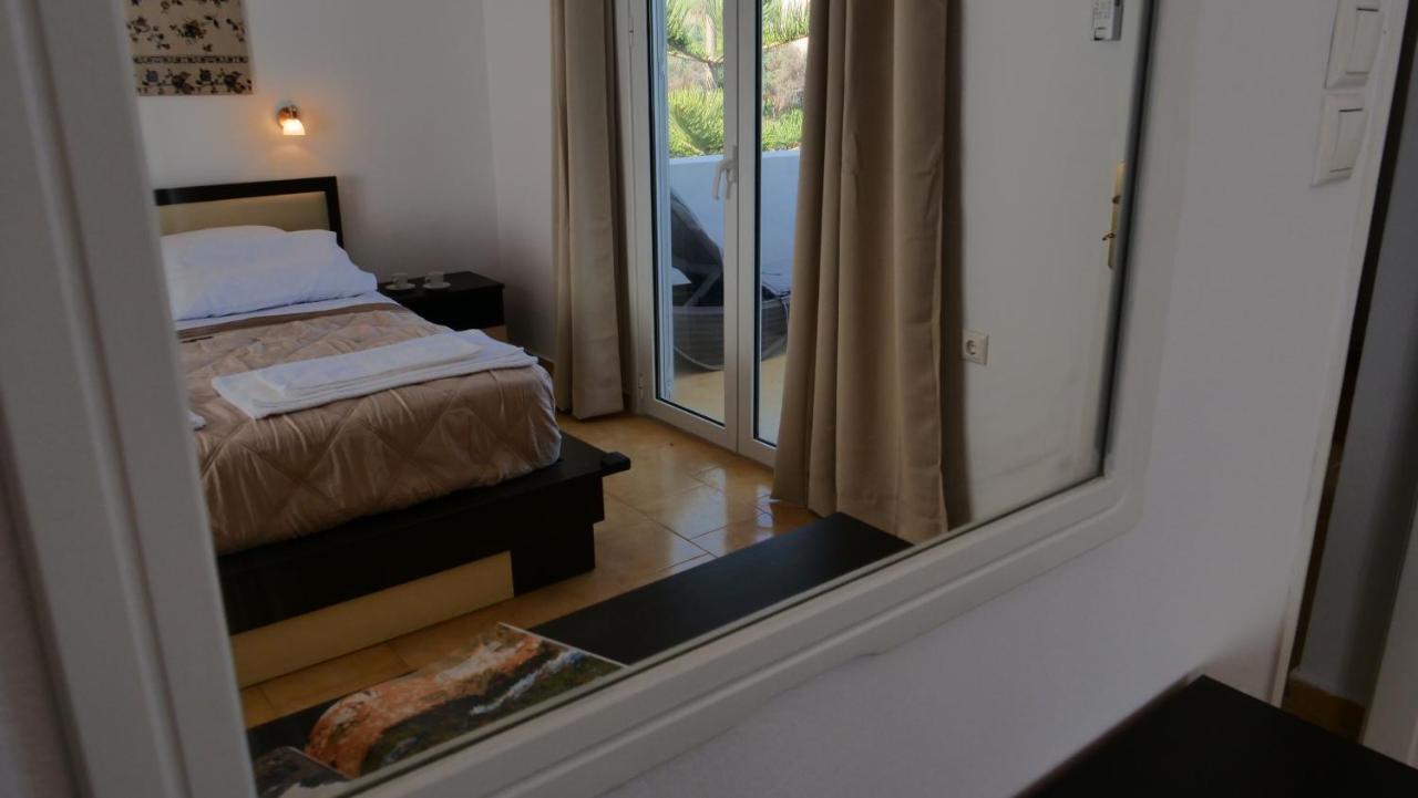 Thea Apartment Agia Marina Extérieur photo